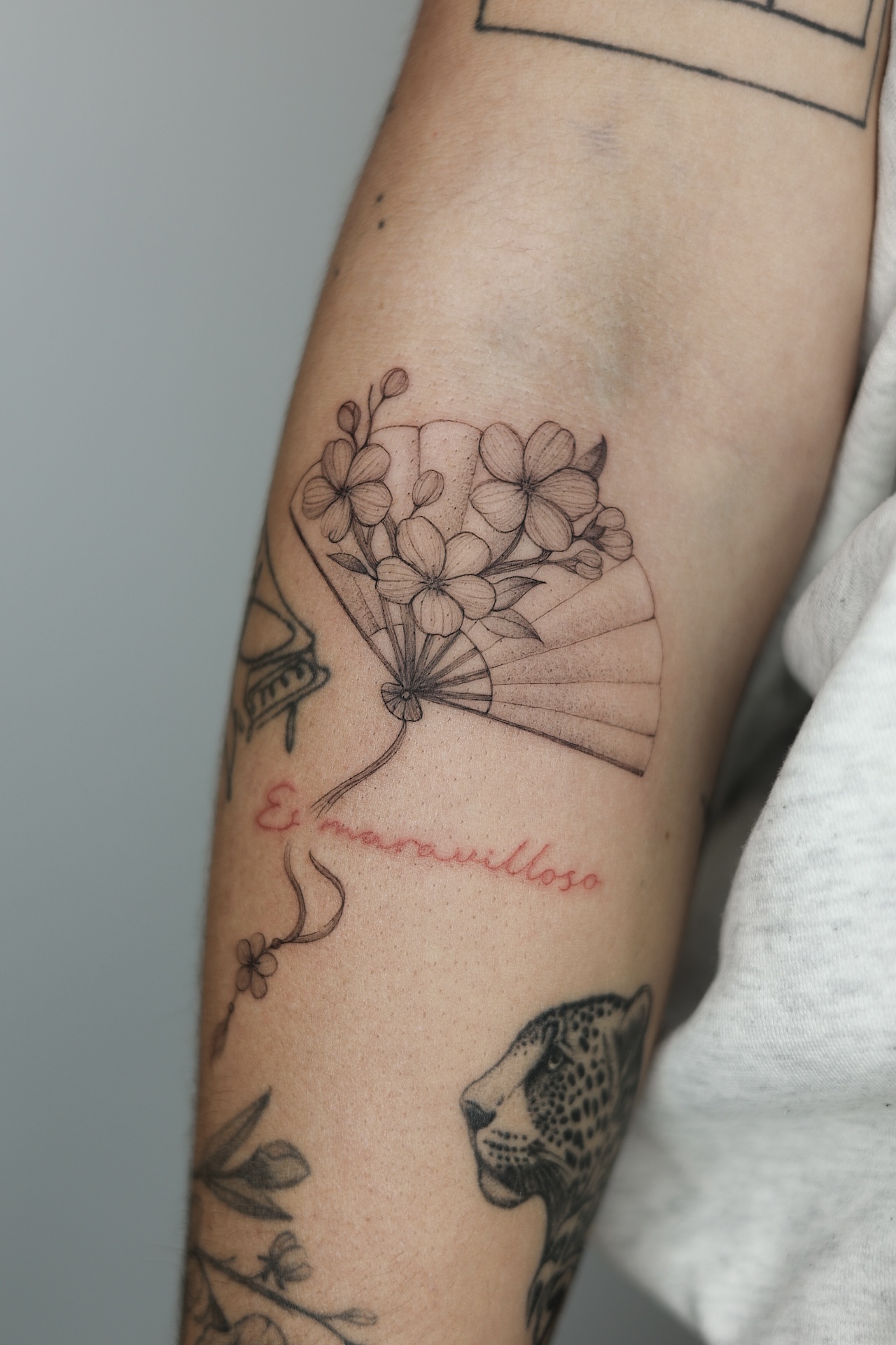 Fineline Tattoomotive von Inkara Tattoo