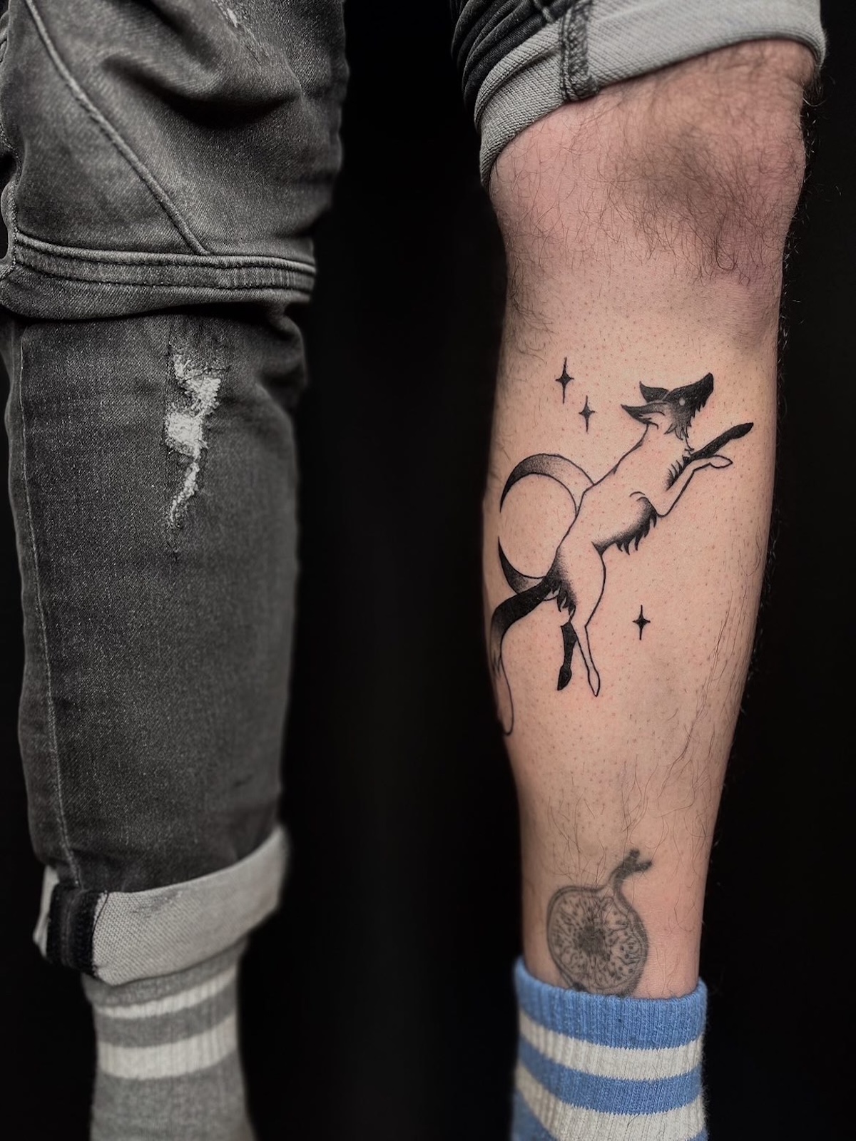 Dark Illustrativ Blackwork Tattoo
